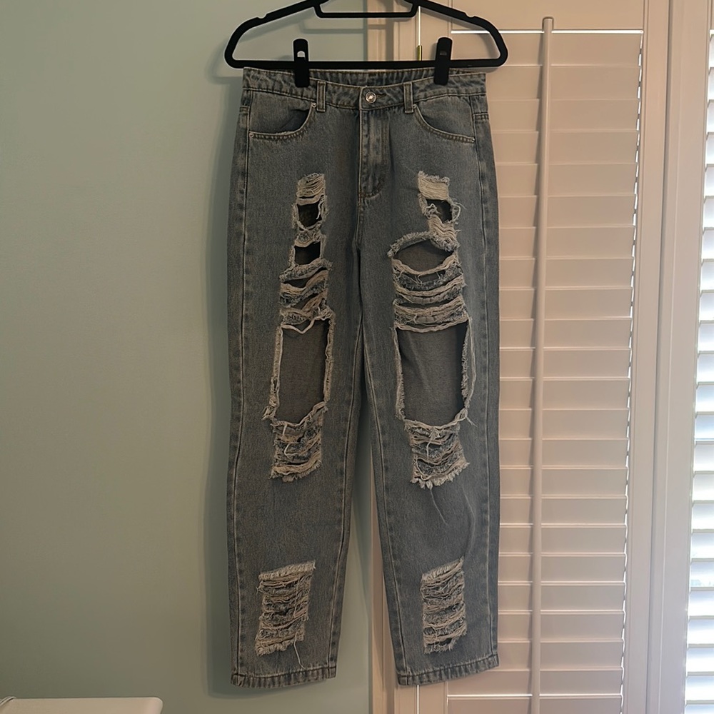 Shein baggy ripped light wash denim pants